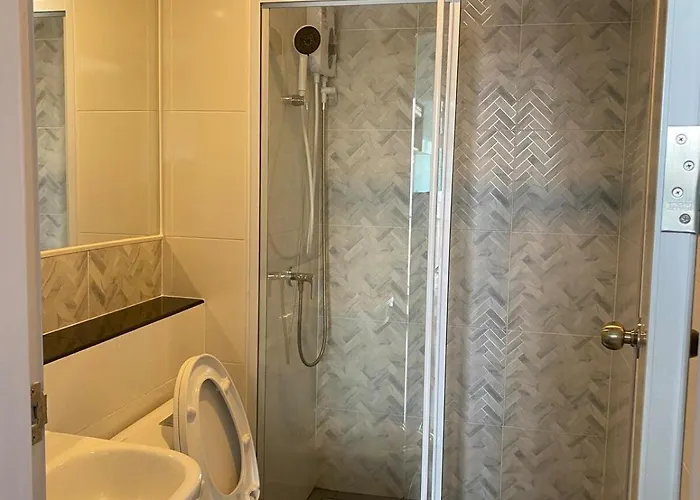Lejlighed King Bed And Pool Bangkok